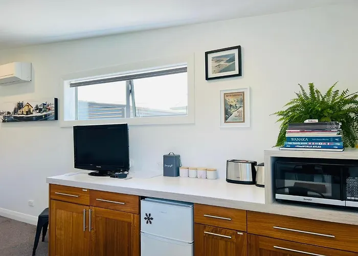The White Apartment